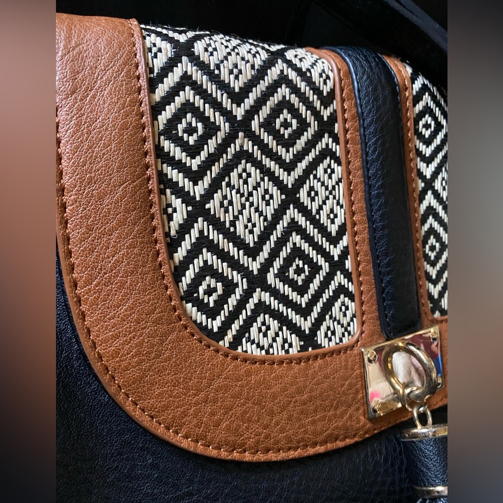 Bohemian Crossbody Purse - Picture 3 of 6